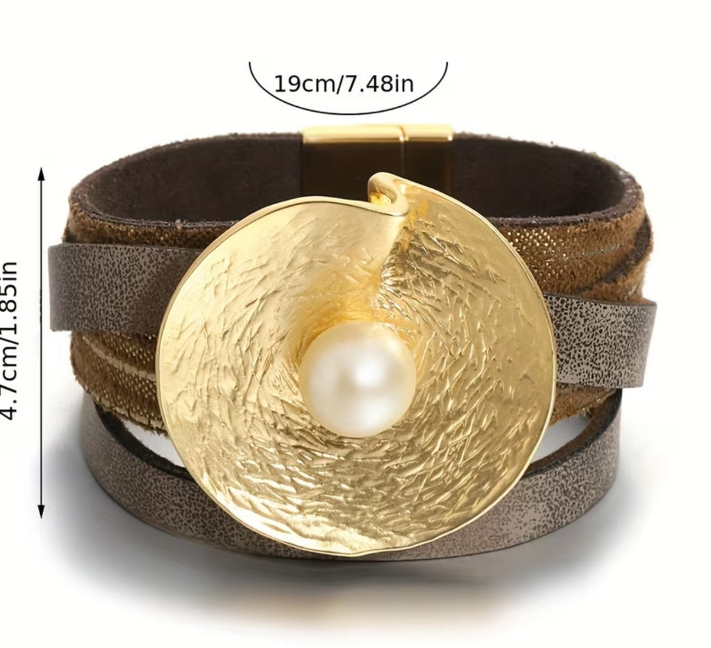 Bohemian Wide Faux Leather Wrap Bracelet with Imitation Imitation Pearl & Wrinkled Metal Charm - Golden-Tone Magnetic Clasp Jewelry for Women & Men, Everyday to Party Wear, Holiday Gift for Mother’s Day, Father’s Day, Graduation